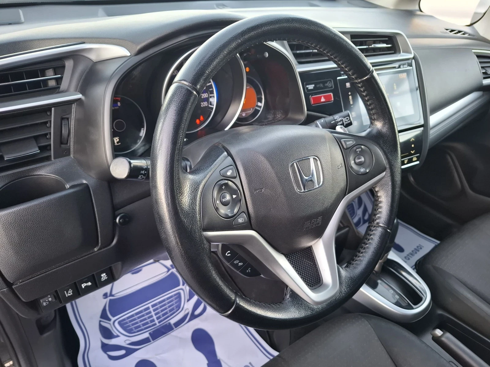 Honda Jazz 1, 3 VVTI-Keyless, Navi - изображение 8