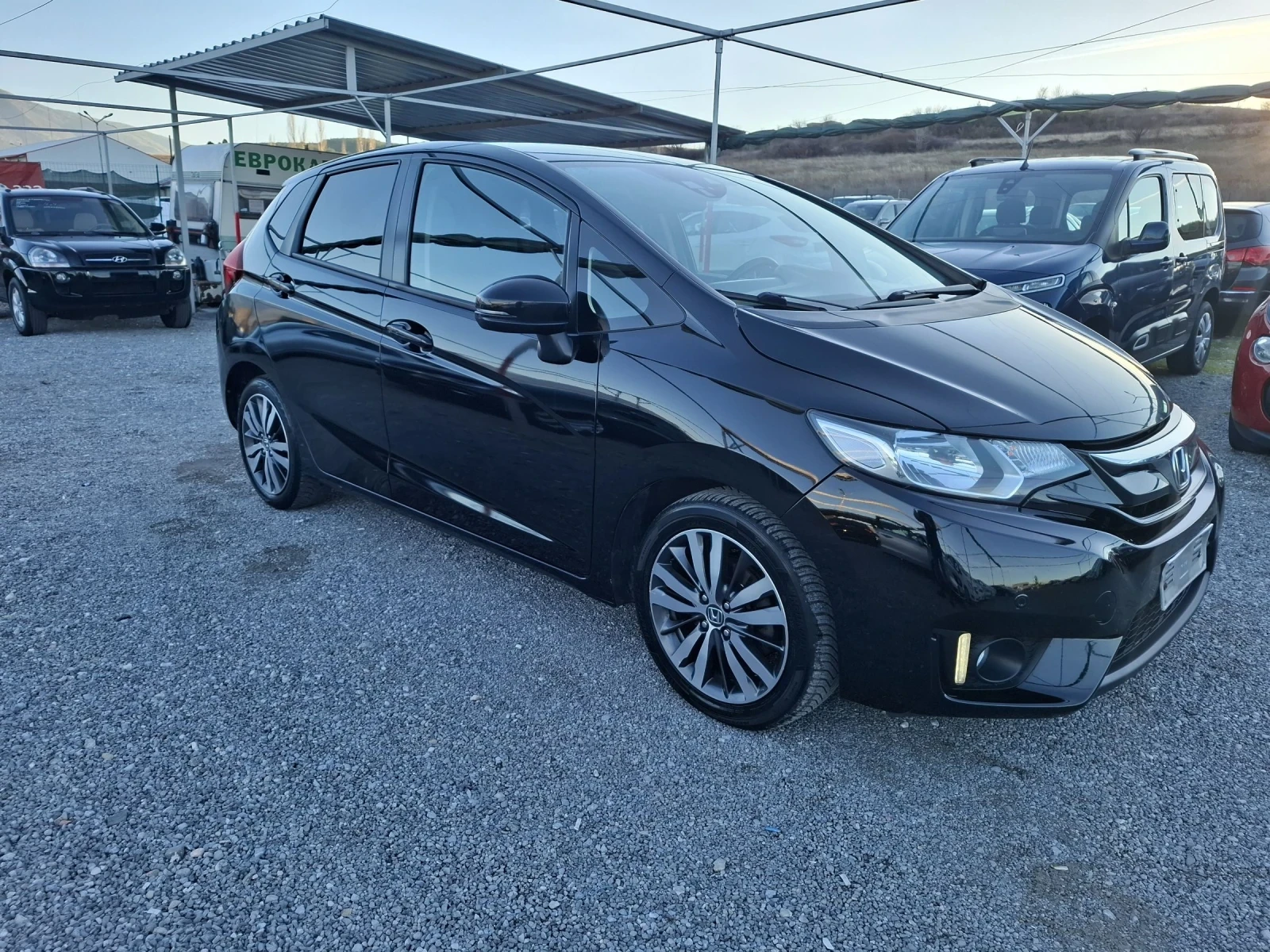 Honda Jazz 1, 3 VVTI-Keyless, Navi - изображение 3