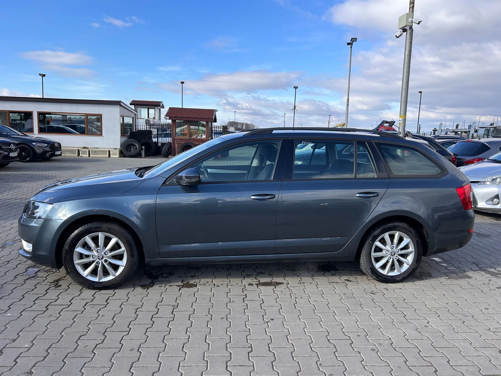 Skoda Octavia 1.4TGI METAN EURO 6 - изображение 9