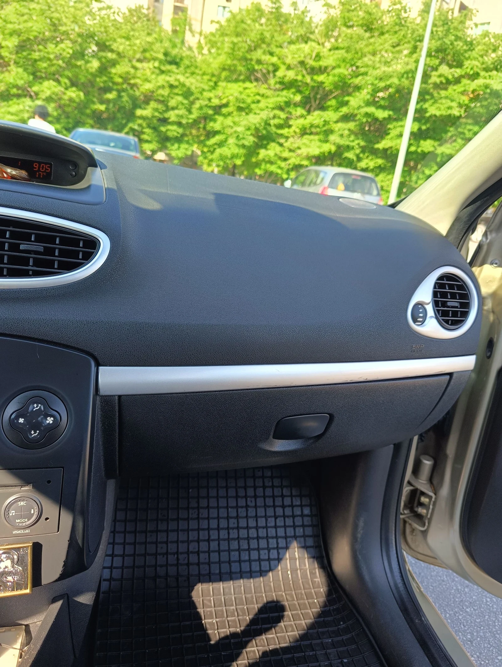 Renault Clio  - изображение 6