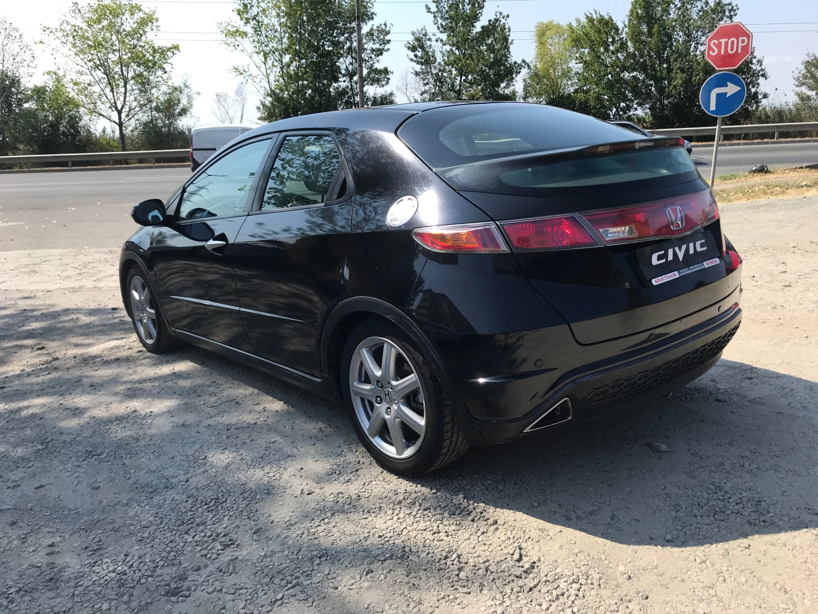 Honda Civic 2, 2 i-CTDI - изображение 4