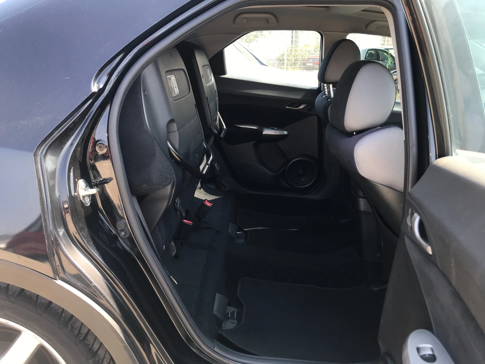 Honda Civic 2, 2 i-CTDI - изображение 10