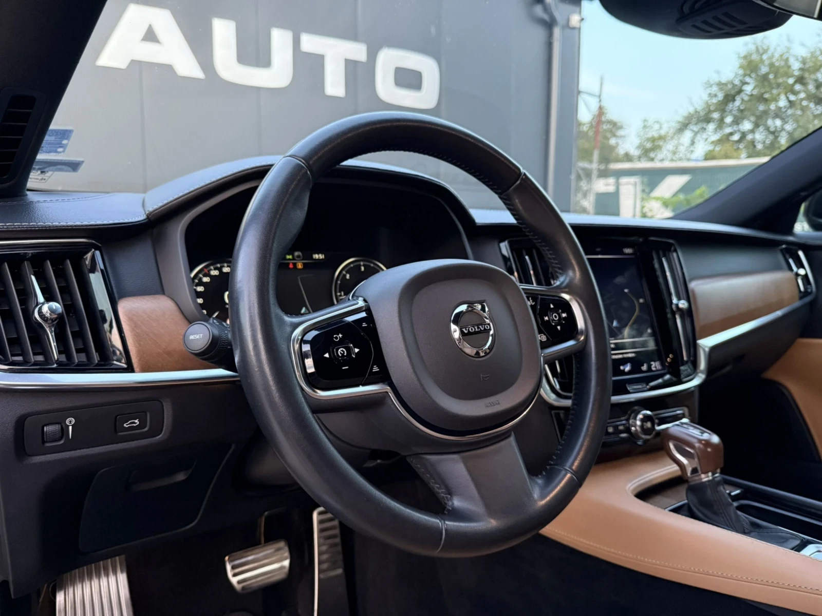 Volvo S90 235hp AWD - изображение 7