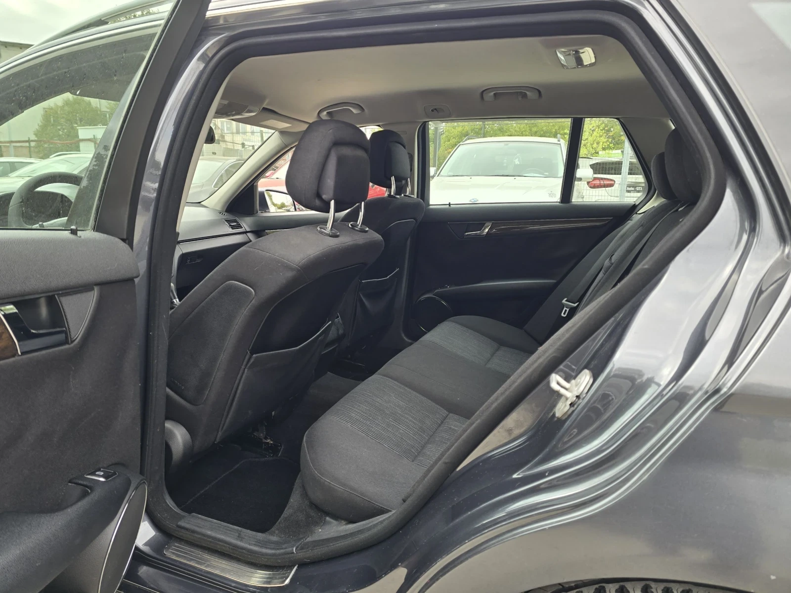 Mercedes-Benz C 220 2.2CDI 170.    | Mobile.bg   12