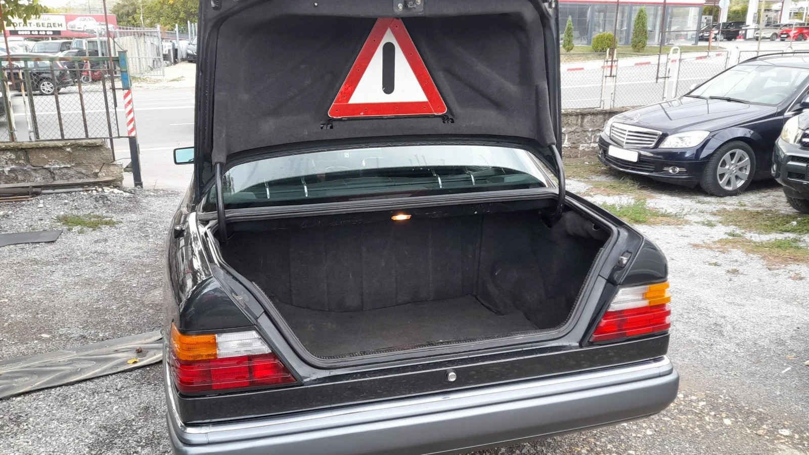 Mercedes-Benz 124 300D Кожа Автомат Клима - изображение 4