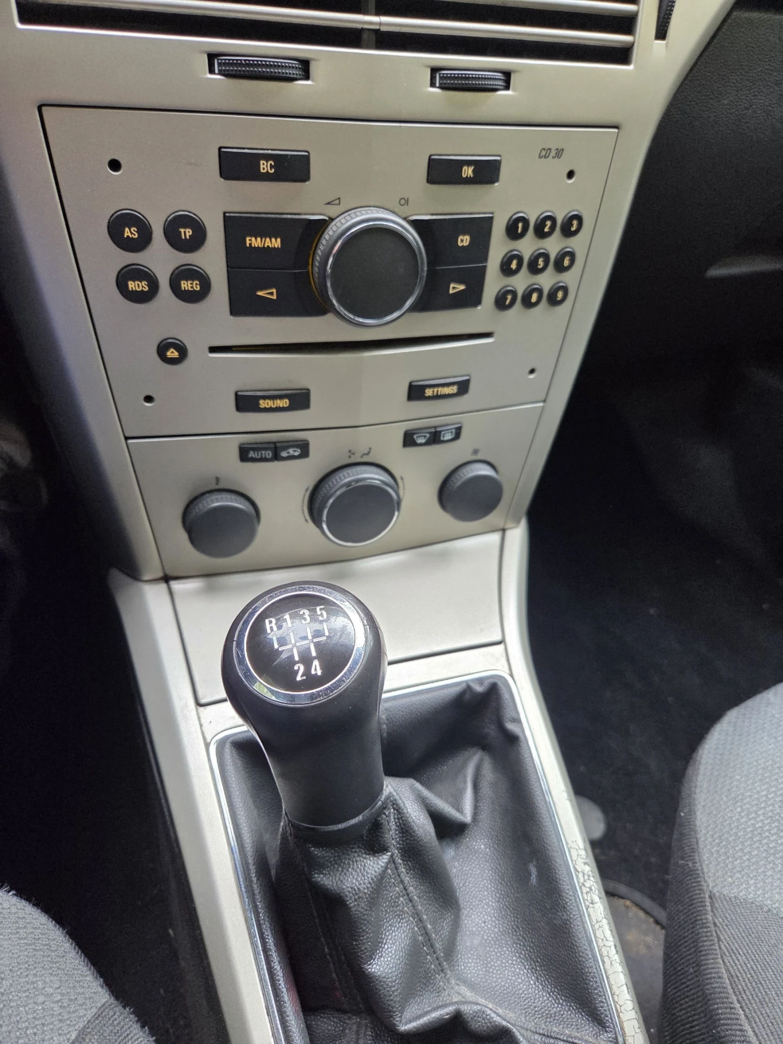 Opel Astra 1.6  - изображение 7