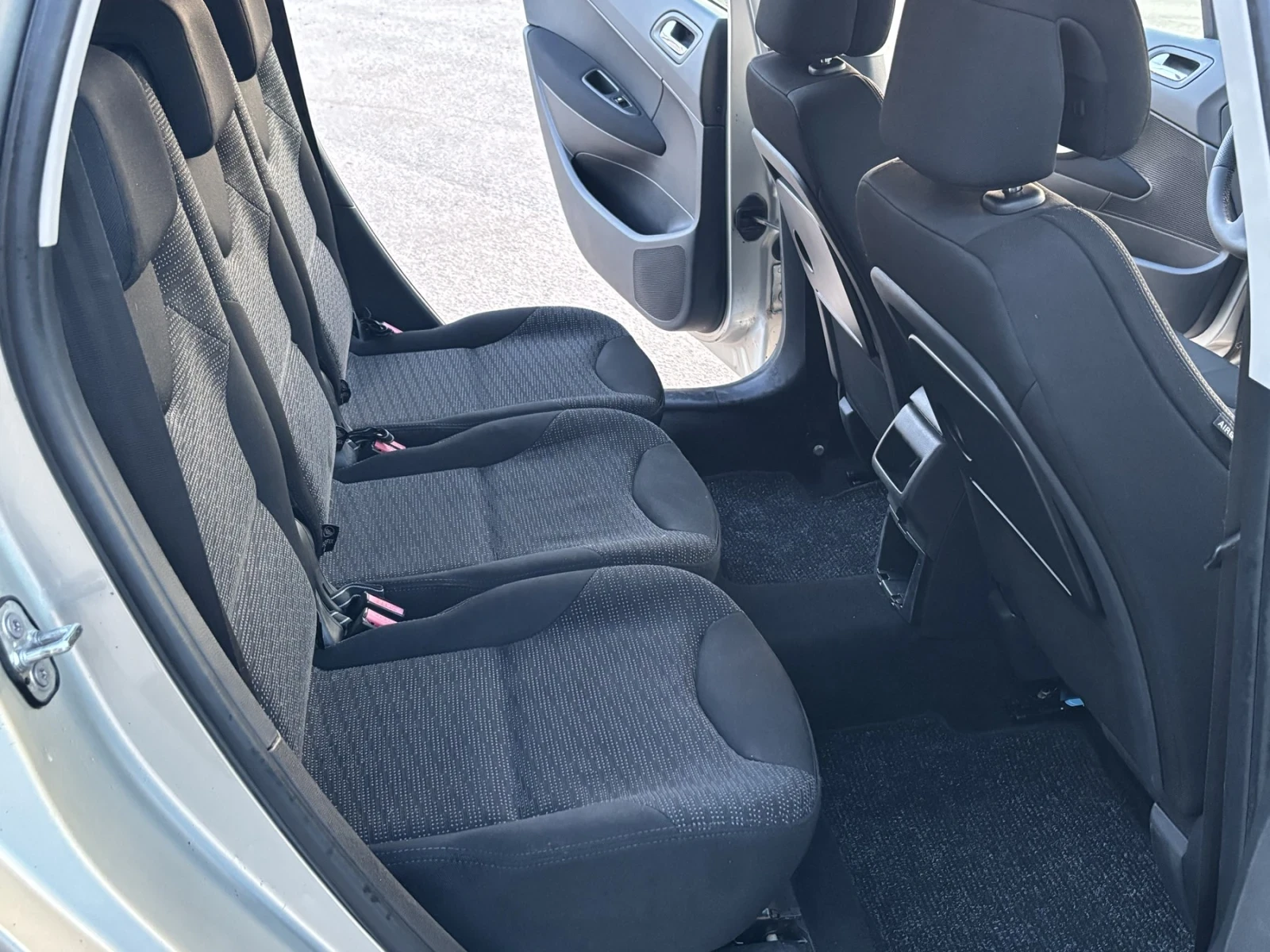 Peugeot 308 | Mobile.bg � ����������� 12