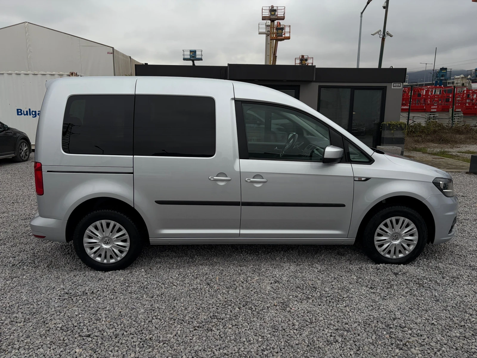 VW Caddy 2.0TDI-102k.c. 6+ 1МЕСТА /EURO 6B/ - изображение 9