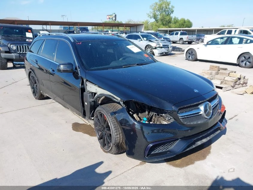 Mercedes-Benz E 63 AMG 2014 MERCEDES-BENZ E 63 AMG 4MATIC - изображение 4