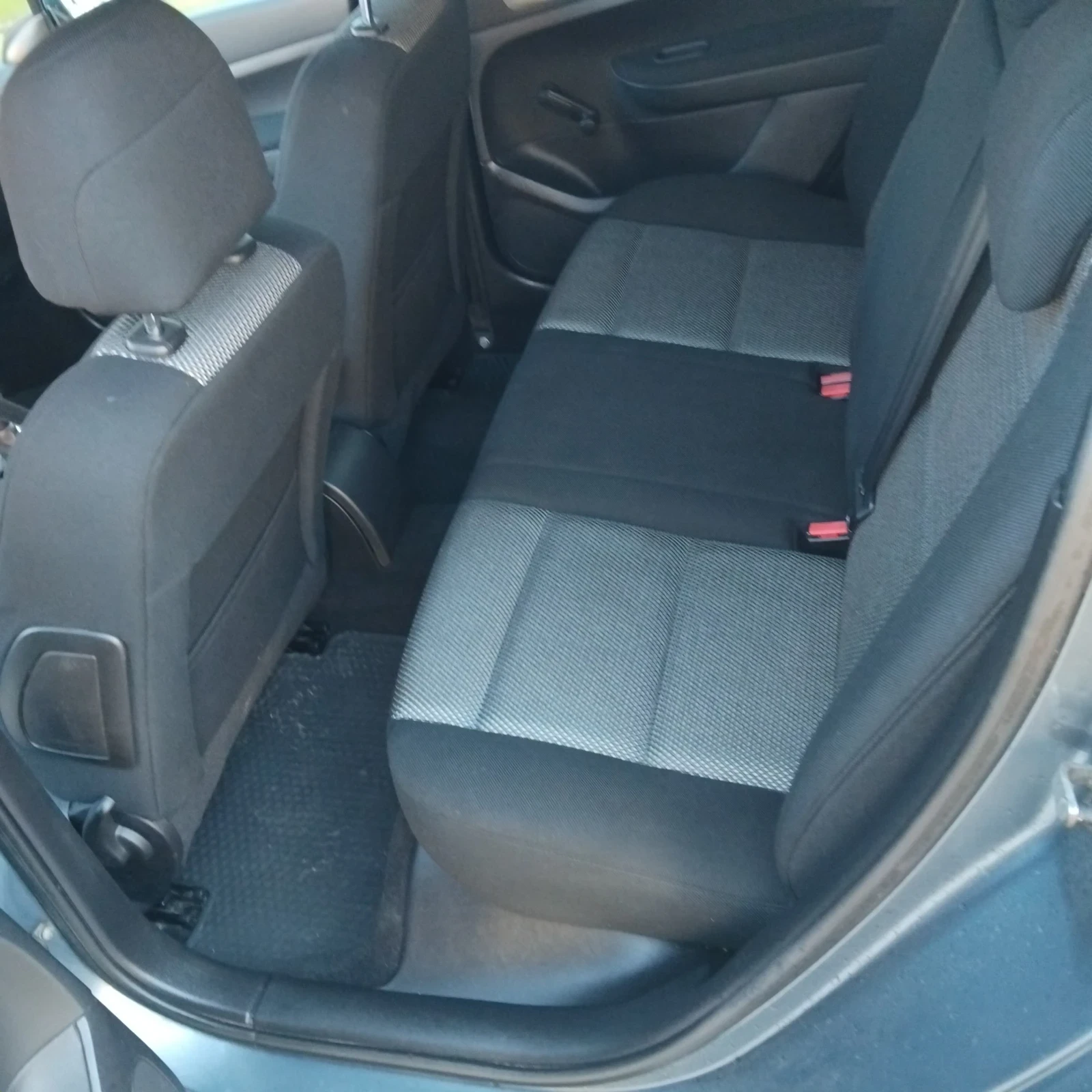 Peugeot 307 Седан - изображение 9