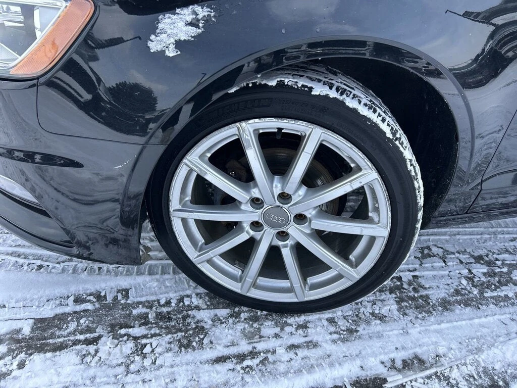 Audi A3 * АВТО КРЕДИТ* ЦЕНА ДО БГ * СЕРВИЗНА ИСТОРИЯ *  - изображение 10