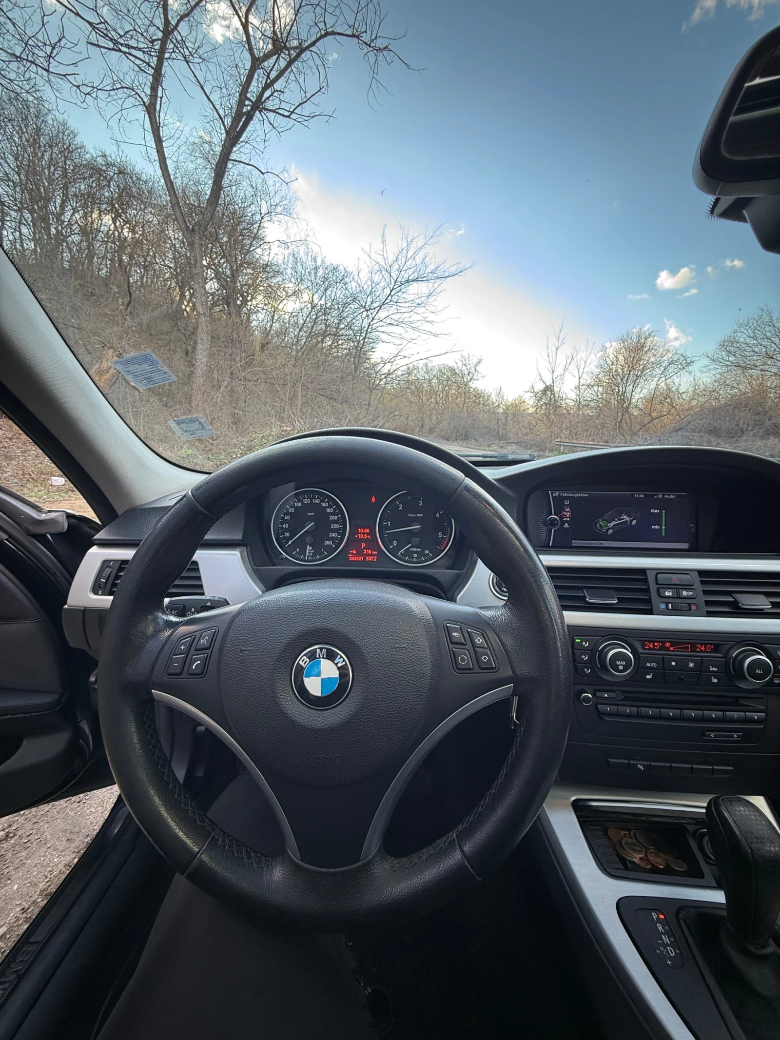 BMW 330 e90 Facelift  - изображение 6