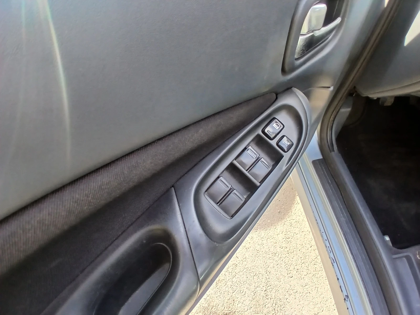 Nissan Almera, снимка 7 - Автомобили и джипове - 53756732