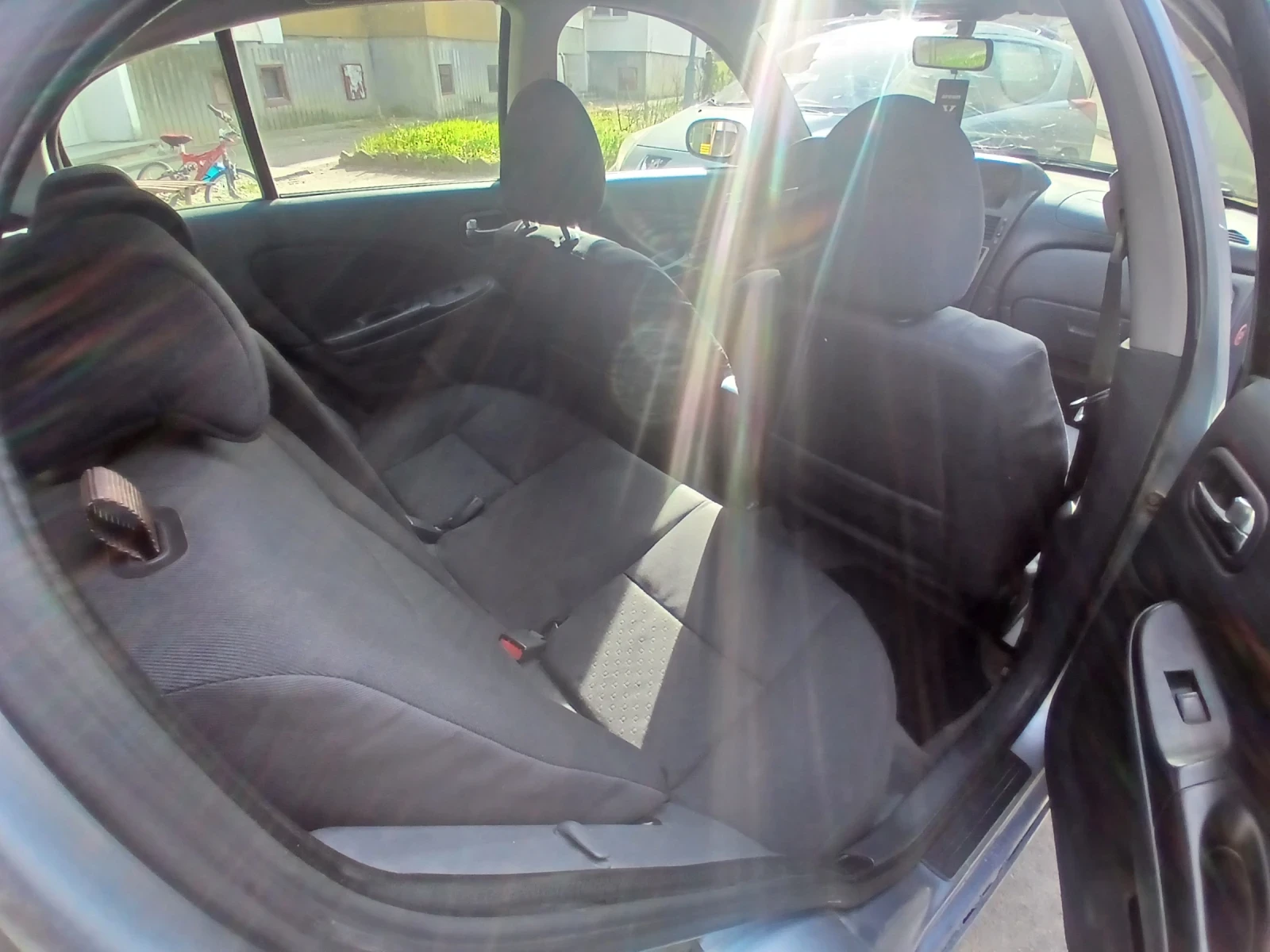 Nissan Almera, снимка 6 - Автомобили и джипове - 53756732