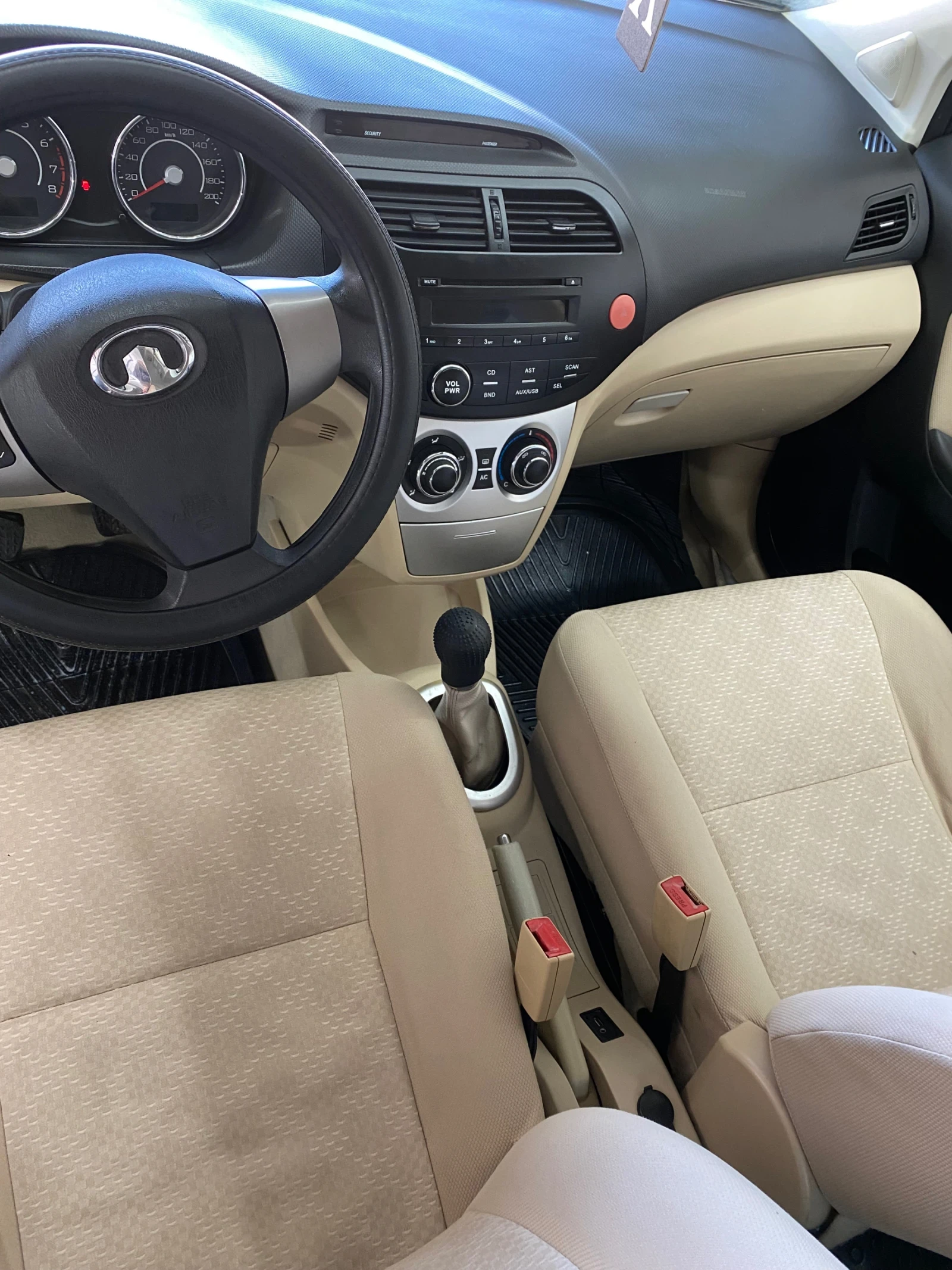 Great Wall Voleex C10, снимка 8 - Автомобили и джипове - 53828086