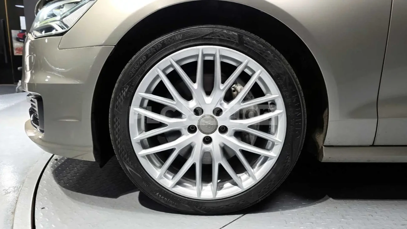 Audi A6 АВТОКРЕДИТ* БЕЗ АНАЛОГ* , снимка 3 - Автомобили и джипове - 54125614