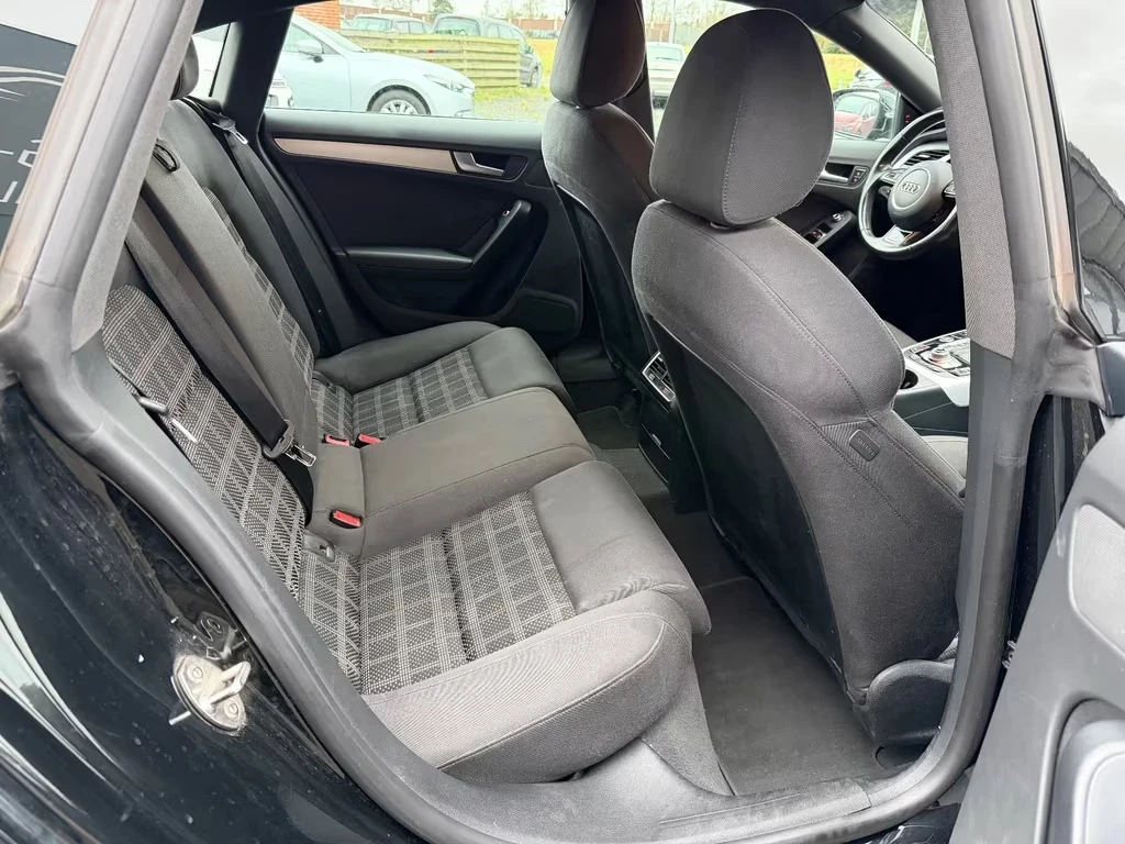 Audi A5 Sportback 1.8 TFSI S-LINE Aut. 177ps DK, снимка 10 - Автомобили и джипове - 54176945