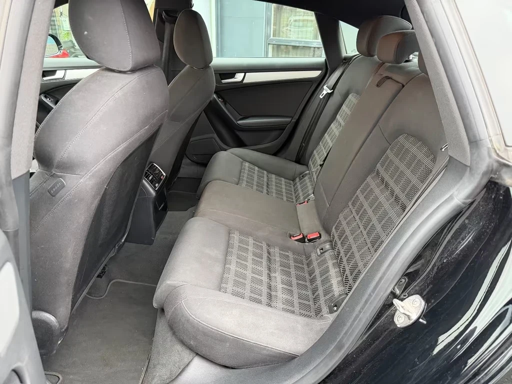 Audi A5 Sportback 1.8 TFSI S-LINE Aut. 177ps DK, снимка 8 - Автомобили и джипове - 54176945