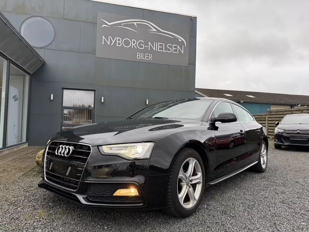 Audi A5 Sportback 1.8 TFSI S-LINE Aut. 177ps DK, снимка 4 - Автомобили и джипове - 54176945