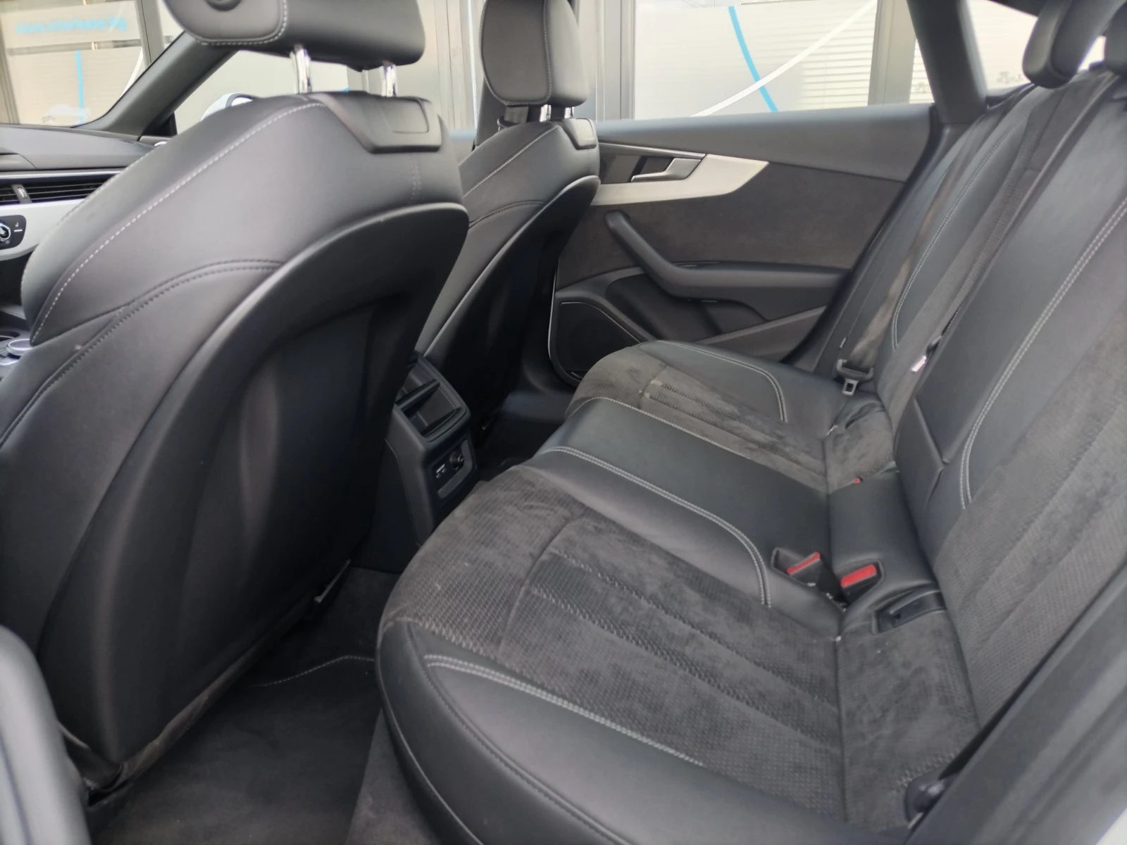 Audi A5 3.0TDI/231 к.с./Quattro/S Line, снимка 15 - Автомобили и джипове - 54453817