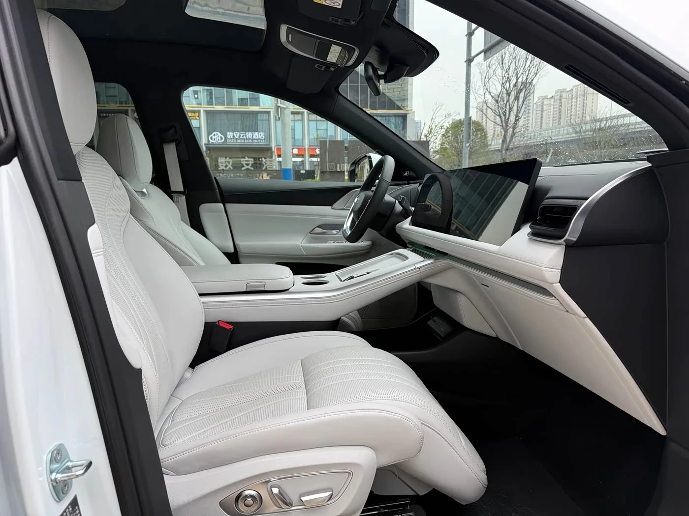 Xpeng G9 Max 650 autogeorge.com, снимка 15 - Автомобили и джипове - 54591710