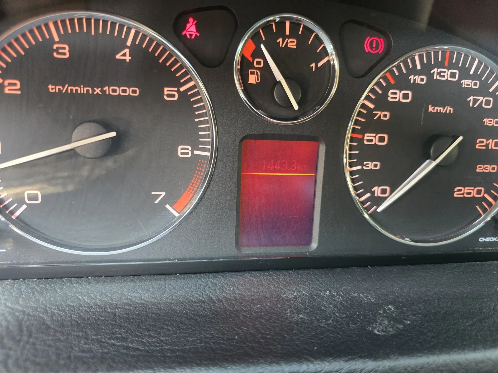 Peugeot 407, снимка 4 - Автомобили и джипове - 54989972