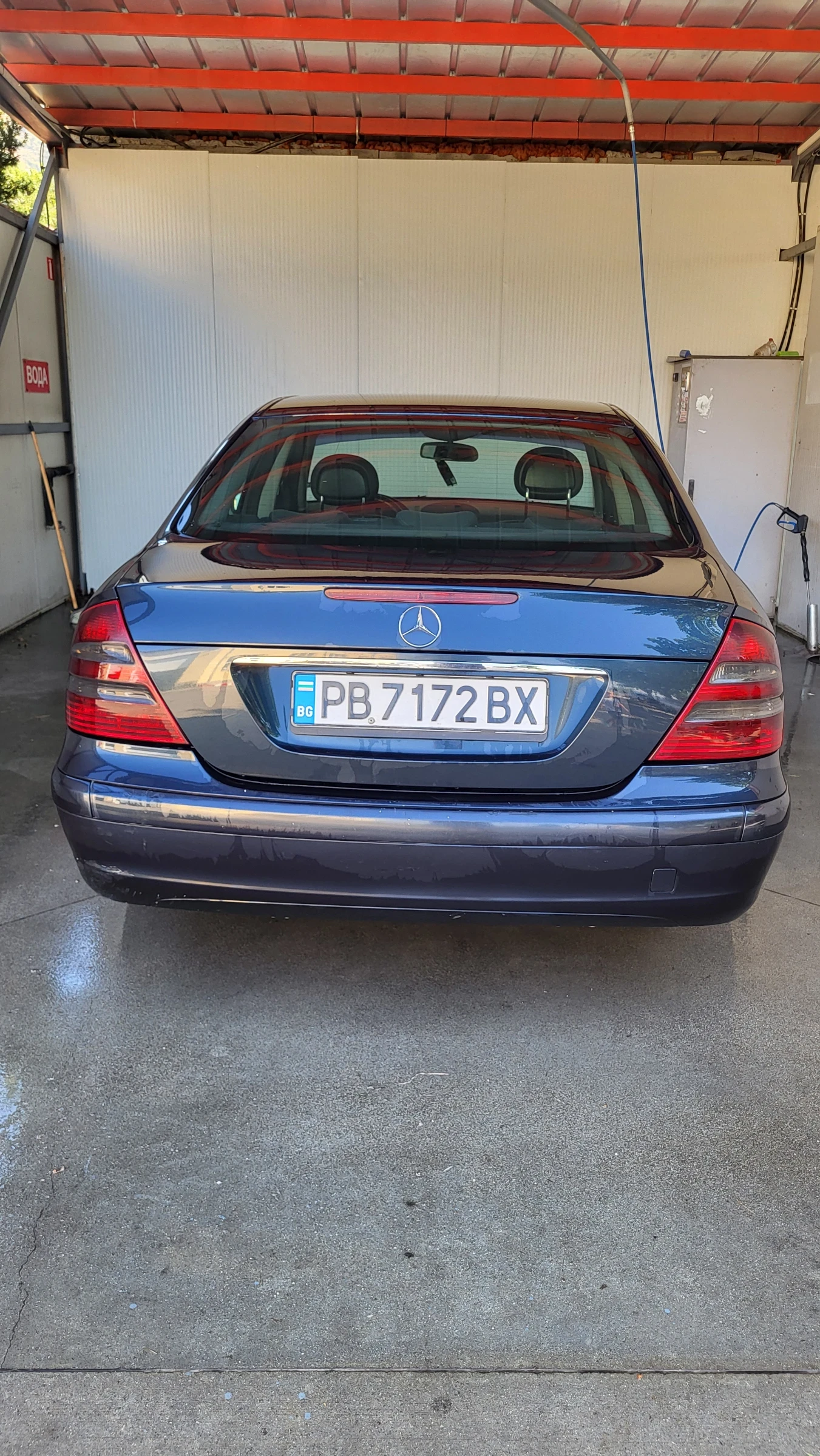 Mercedes-Benz E 220, снимка 12 - Автомобили и джипове - 55569148
