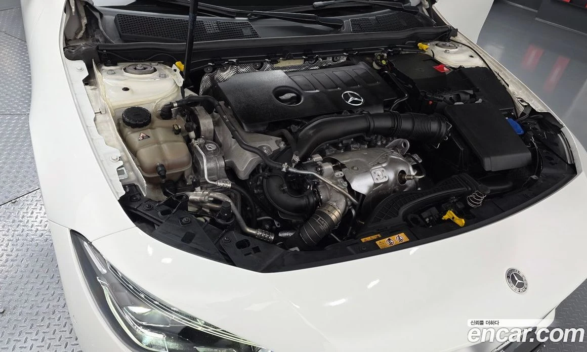 Mercedes-Benz CLA CLA250 4MATIC, снимка 6 - Автомобили и джипове - 56117167