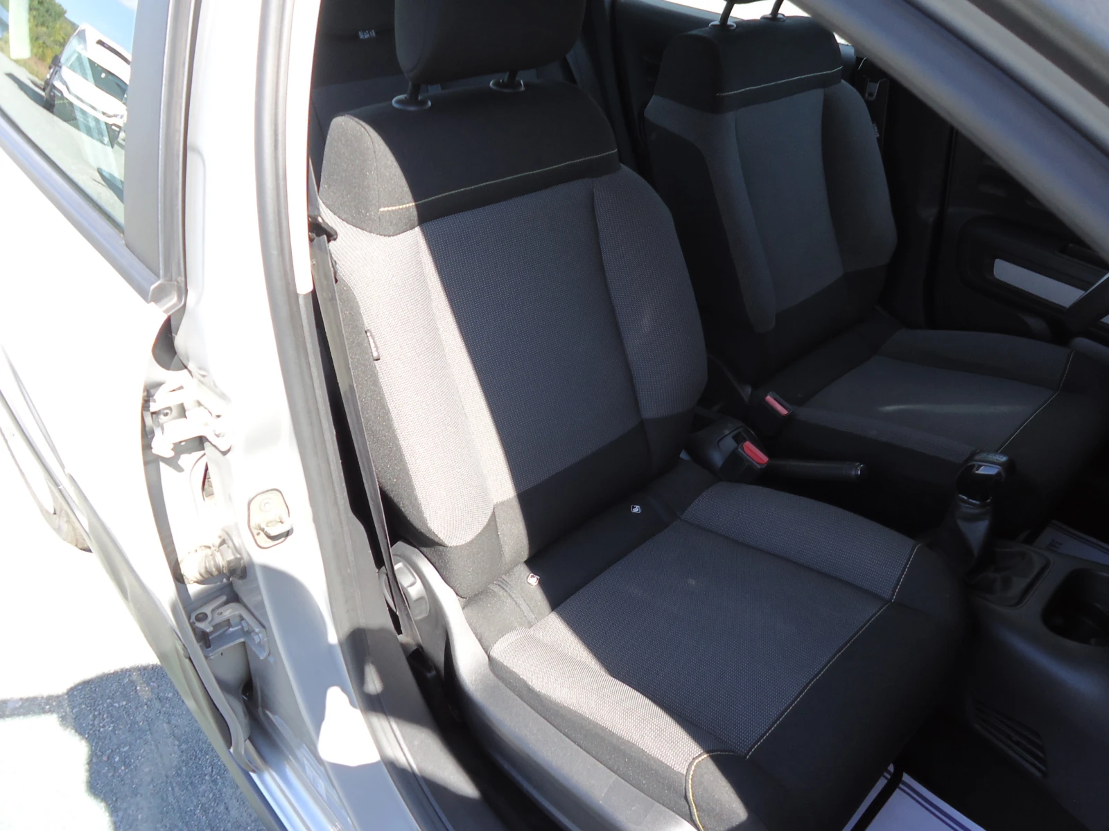 Citroen C3 1.2 PureTech 68 000 КМ., снимка 12 - Автомобили и джипове - 56128440