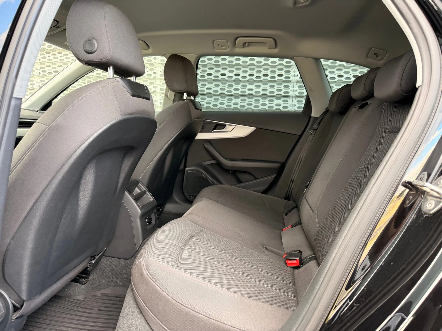 Audi A4 | Mobile.bg � ����������� 13