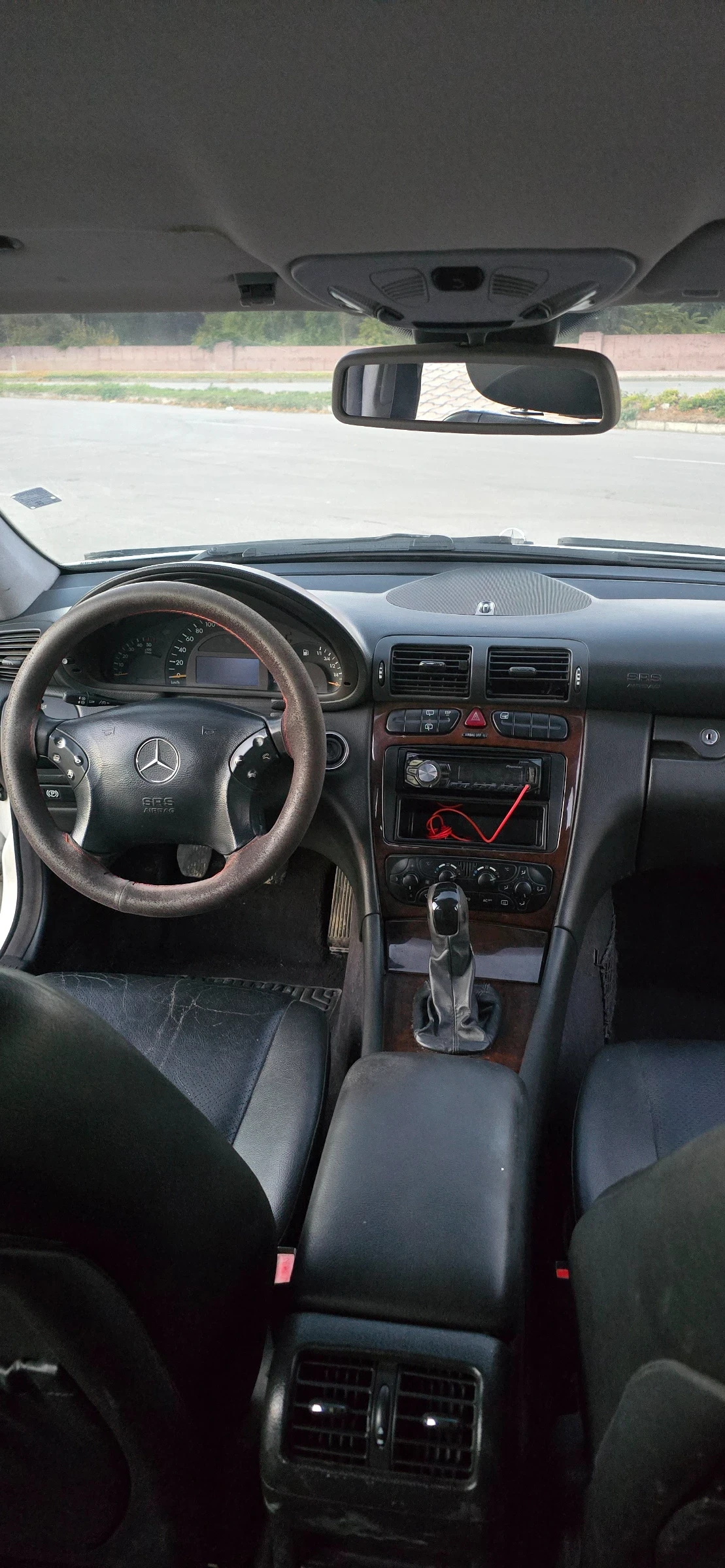 Mercedes-Benz C 220 2.2, снимка 6 - Автомобили и джипове - 56569355