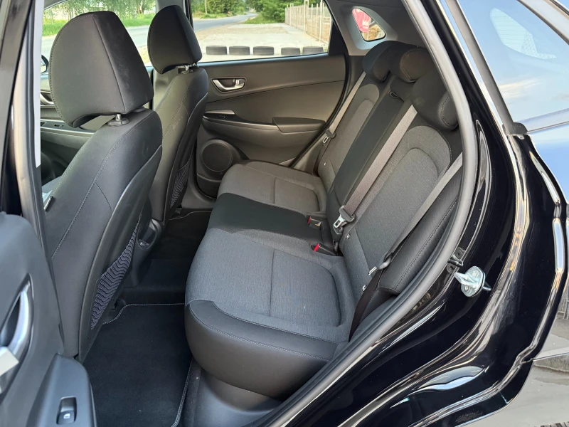 Hyundai Kona 64 kWh Face/12000км/Термопомпа/Head-up/Лизинг, снимка 10 - Автомобили и джипове - 50527783