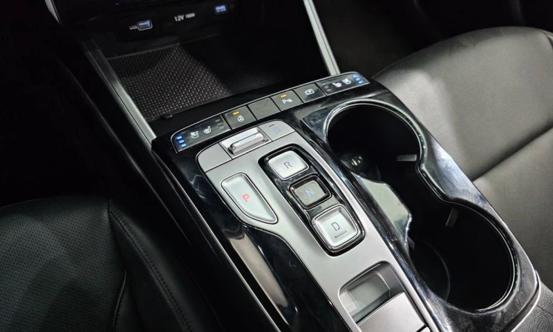 Hyundai Tucson Gasoline 1.6 Turbo 2WD Premium, снимка 9 - Автомобили и джипове - 52049377