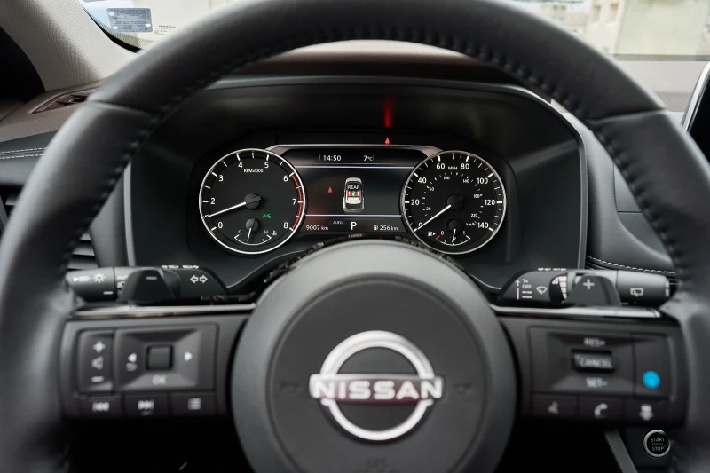 Nissan X-trail, снимка 15 - Автомобили и джипове - 52891041