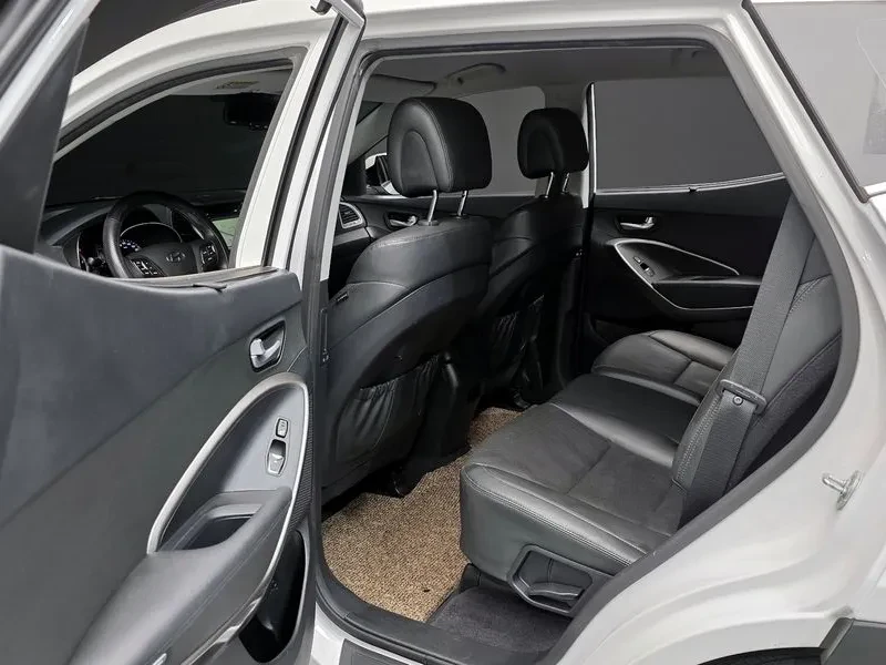 Hyundai Santa fe 2.0, снимка 11 - Автомобили и джипове - 54256627