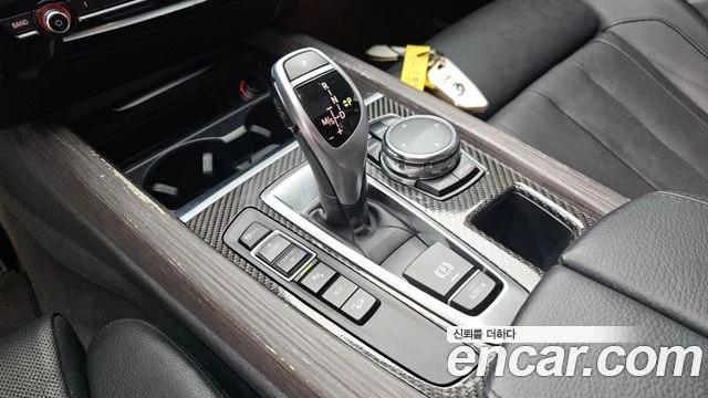 BMW X5 40d xDrive M| HARMAN K| 360| HEAD UP| ОБДУХ| ПАМЕТ, снимка 9 - Автомобили и джипове - 55888533