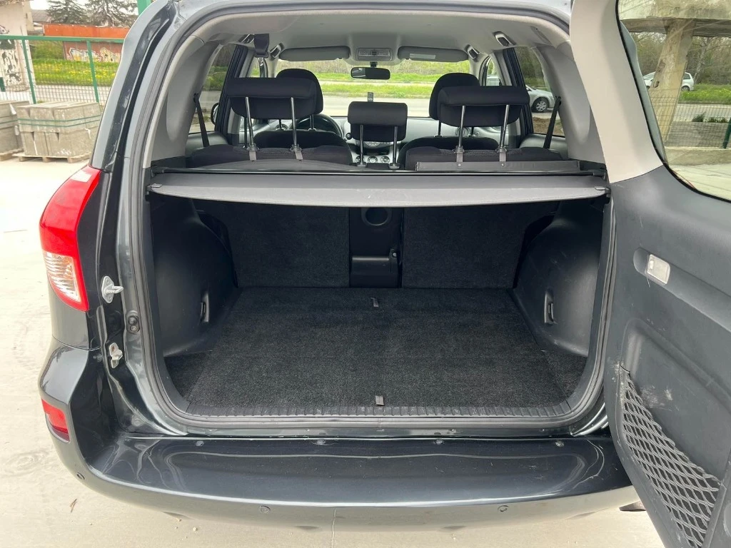 Toyota Rav4 2.0i-БЕНЗИН-152-КОНЯ-4X4-АВТОМАТИК - изображение 7