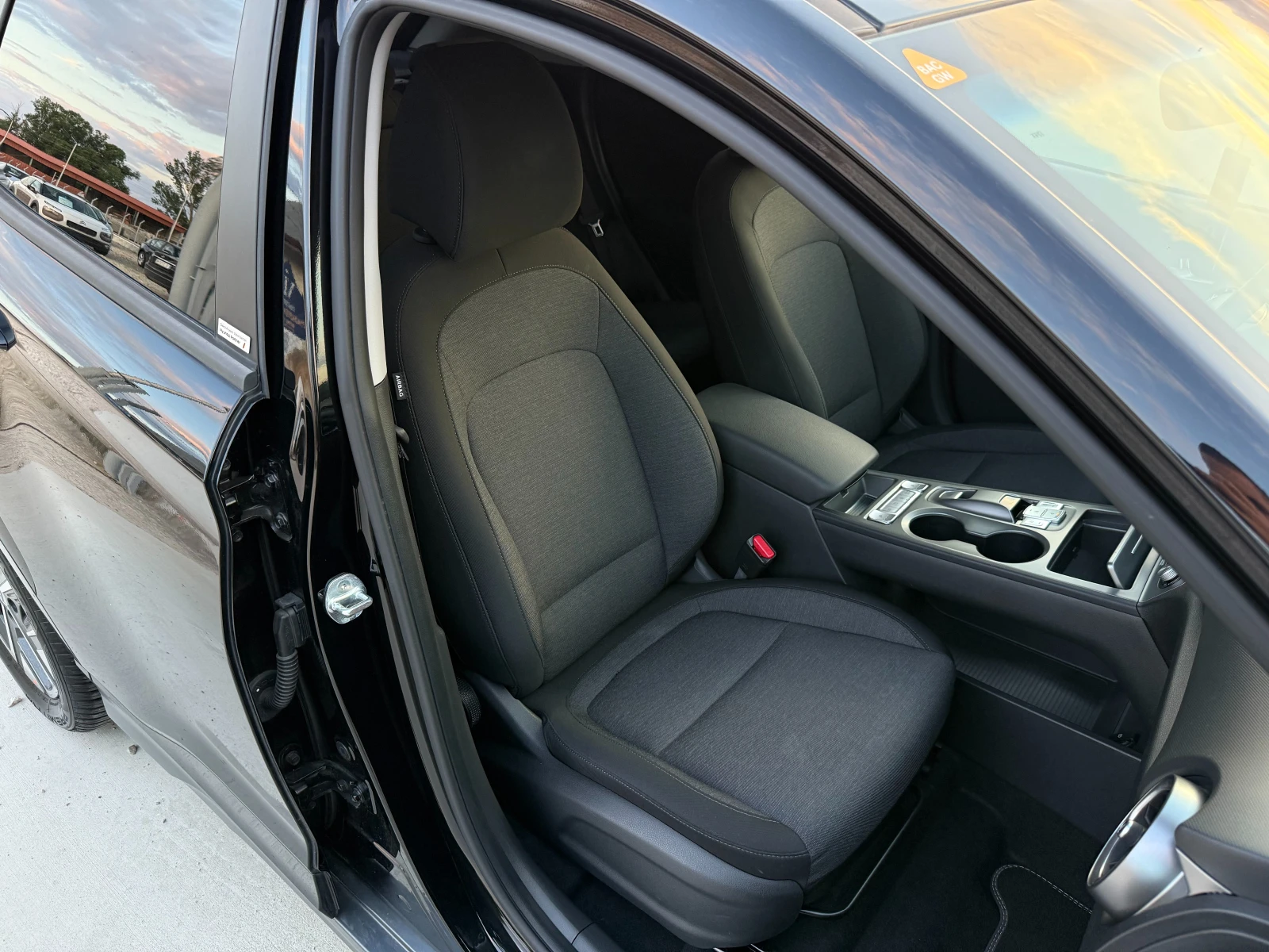 Hyundai Kona 64 kWh Face/12000//Head-up/ | Mobile.bg   11