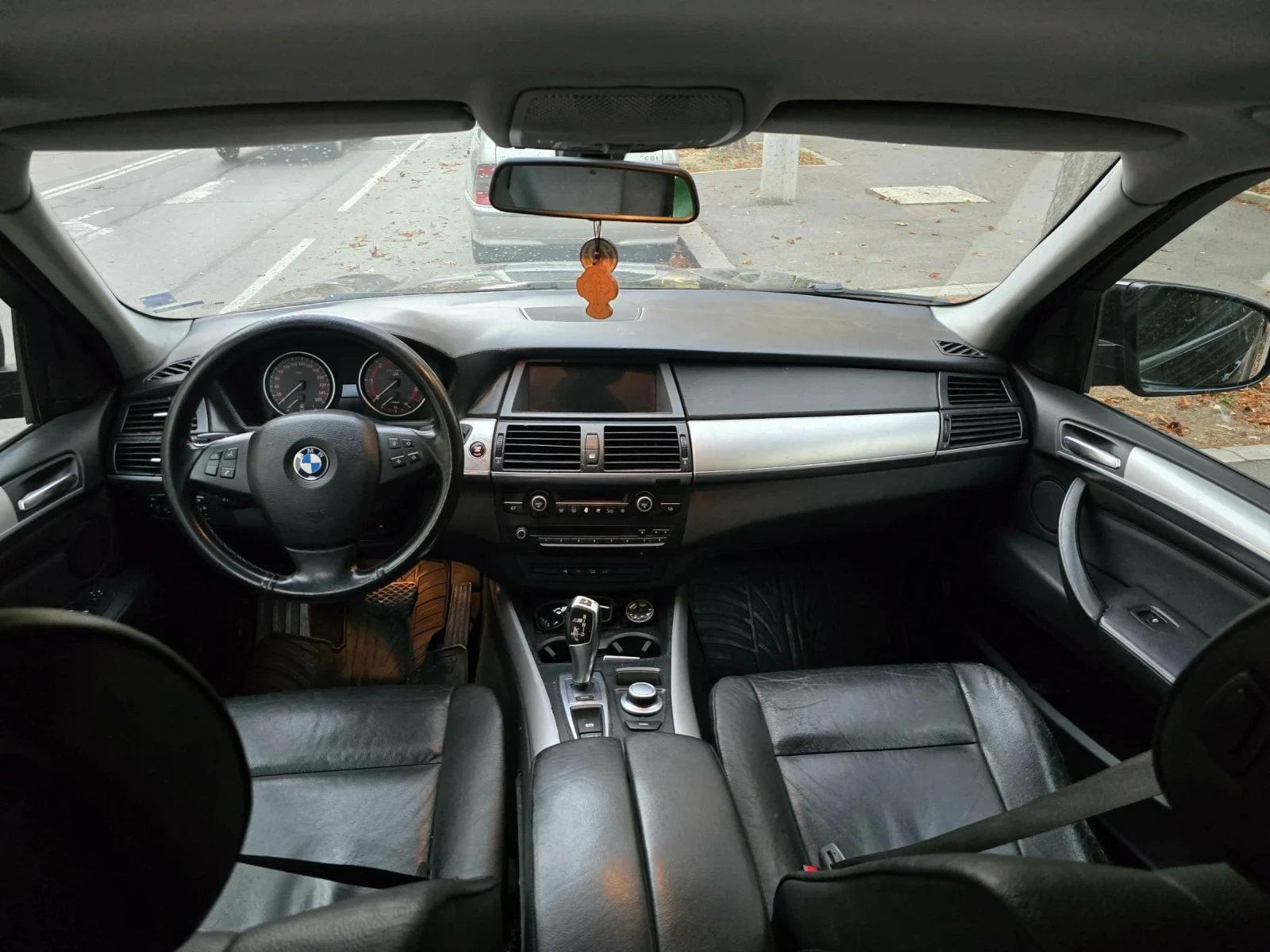 BMW X5  - изображение 2