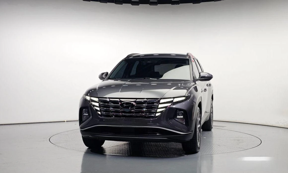 Hyundai Tucson Gasoline 1.6 Turbo 2WD Premium - изображение 3