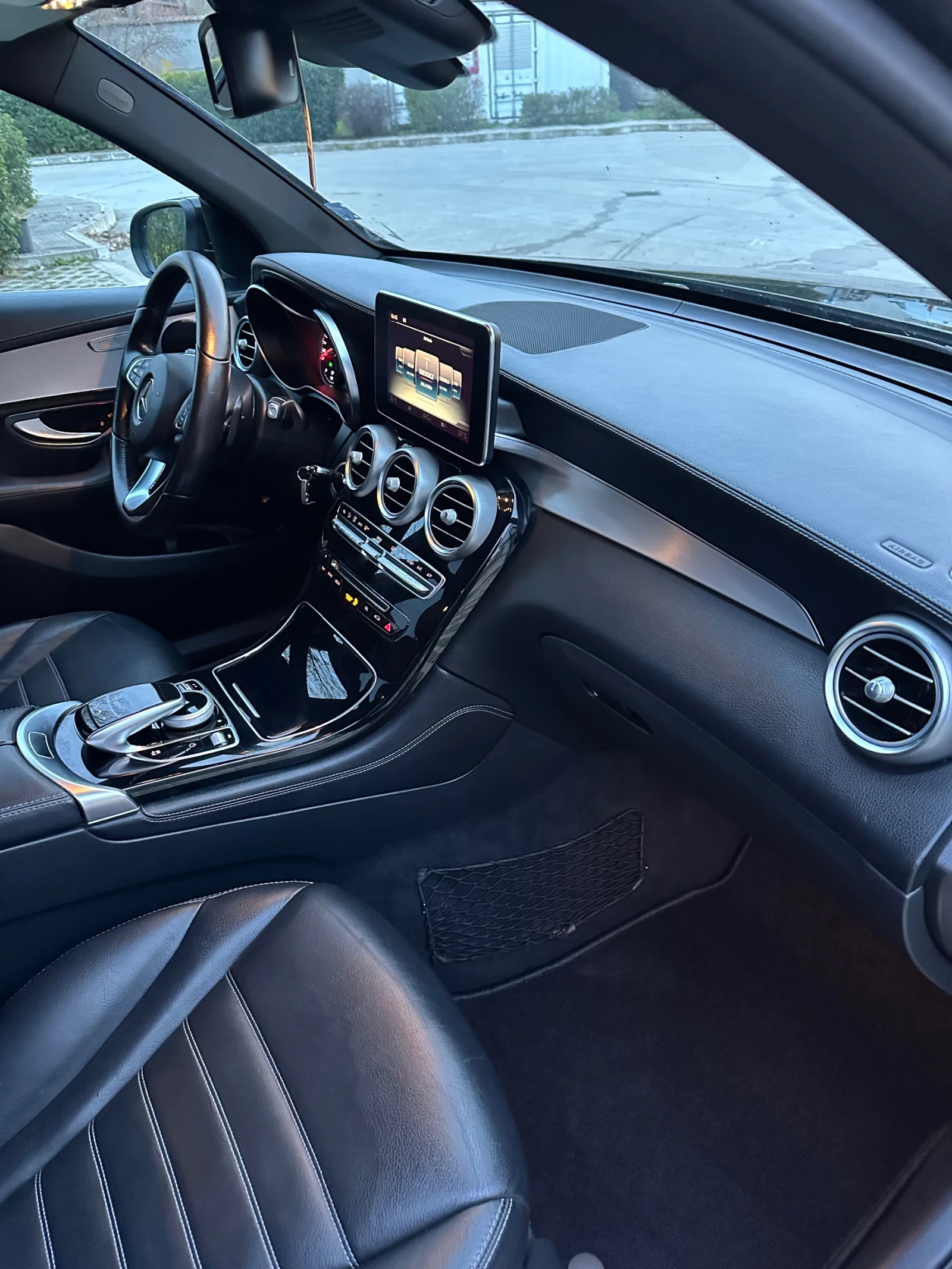 Mercedes-Benz GLC 250  - изображение 10