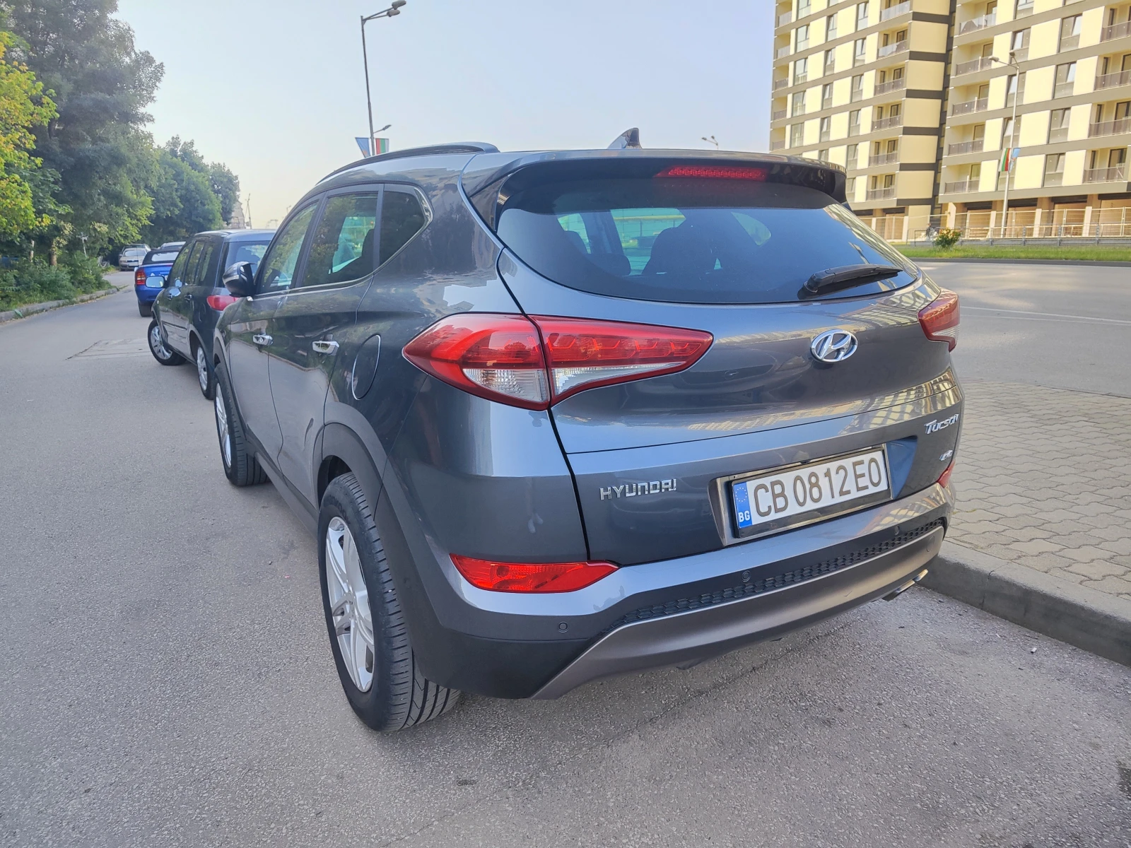 Hyundai Tucson Hyundai Tucson 2.0CRDI 185 4WD VERTEX SWISS FULL!!, снимка 4 - Автомобили и джипове - 53826103