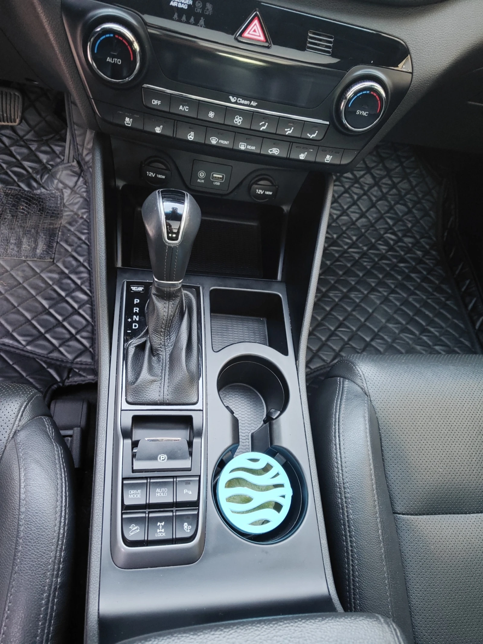 Hyundai Tucson Hyundai Tucson 2.0CRDI 185 4WD VERTEX SWISS FULL!!, снимка 5 - Автомобили и джипове - 53826103