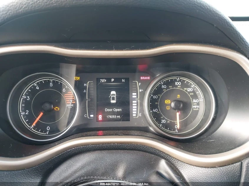 Jeep Cherokee 2.4L I-4 VVT, 184HP 4X4 Drive, снимка 7 - Автомобили и джипове - 53830425