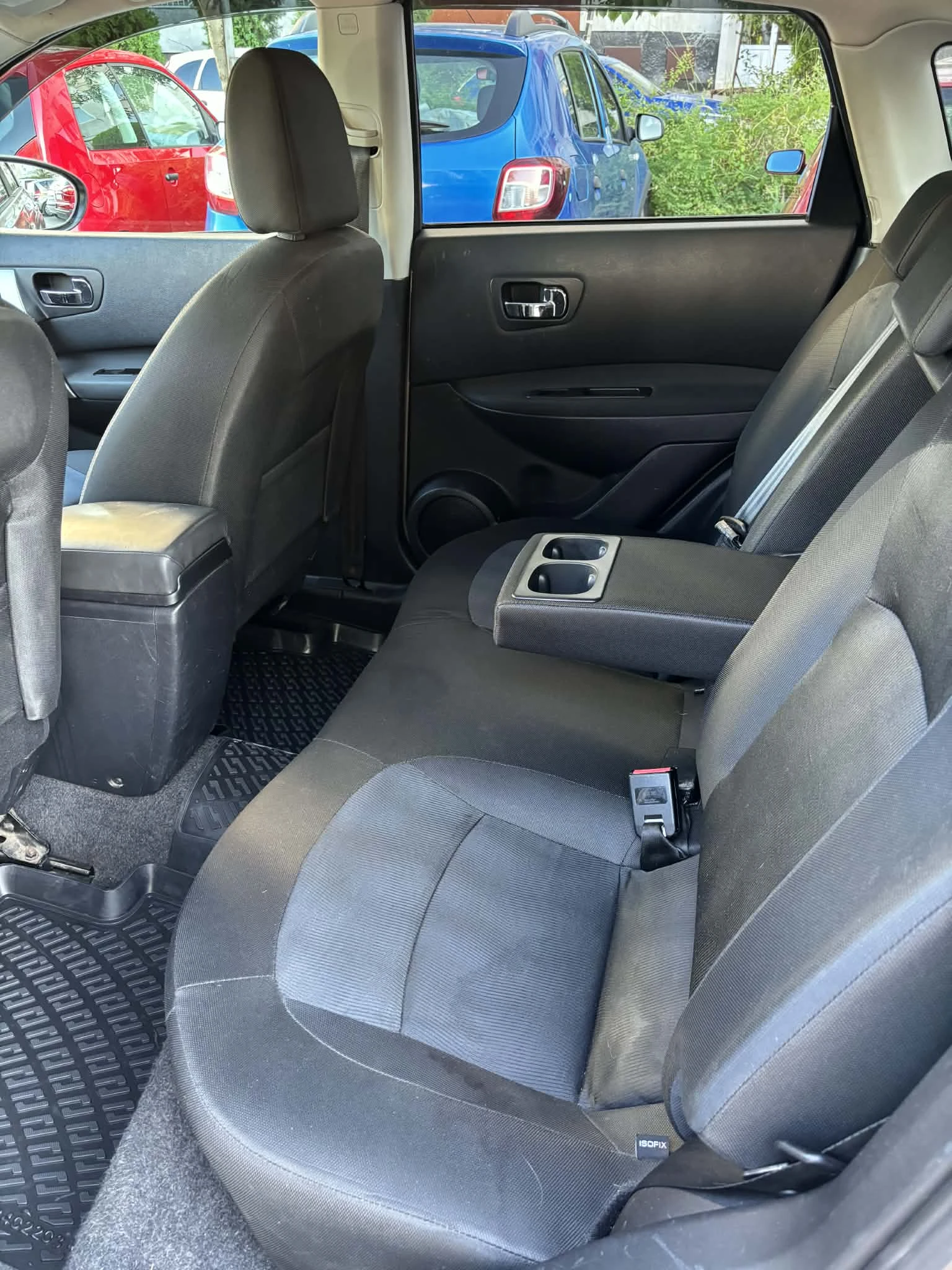 Nissan Qashqai, снимка 7 - Автомобили и джипове - 54009320