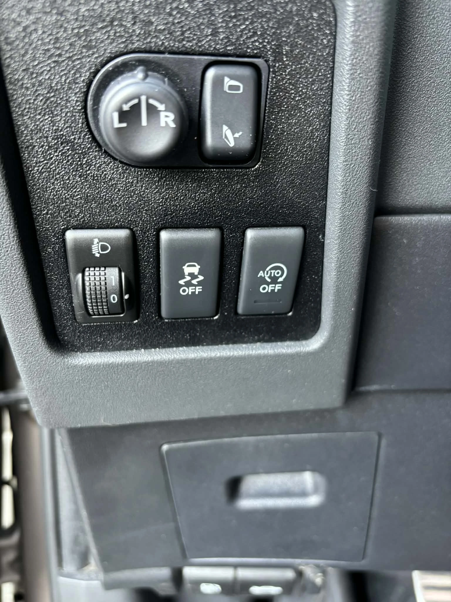 Nissan Qashqai, снимка 12 - Автомобили и джипове - 54009320