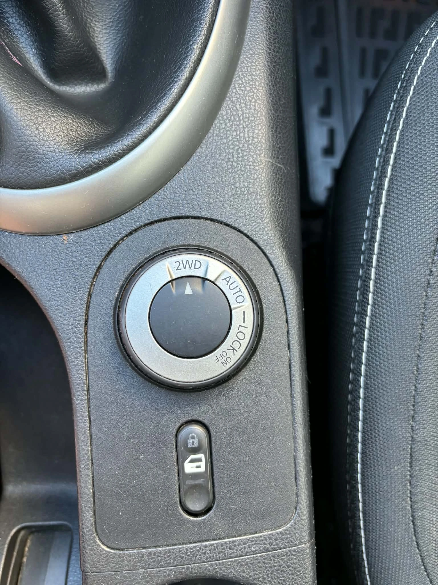 Nissan Qashqai, снимка 10 - Автомобили и джипове - 54009320