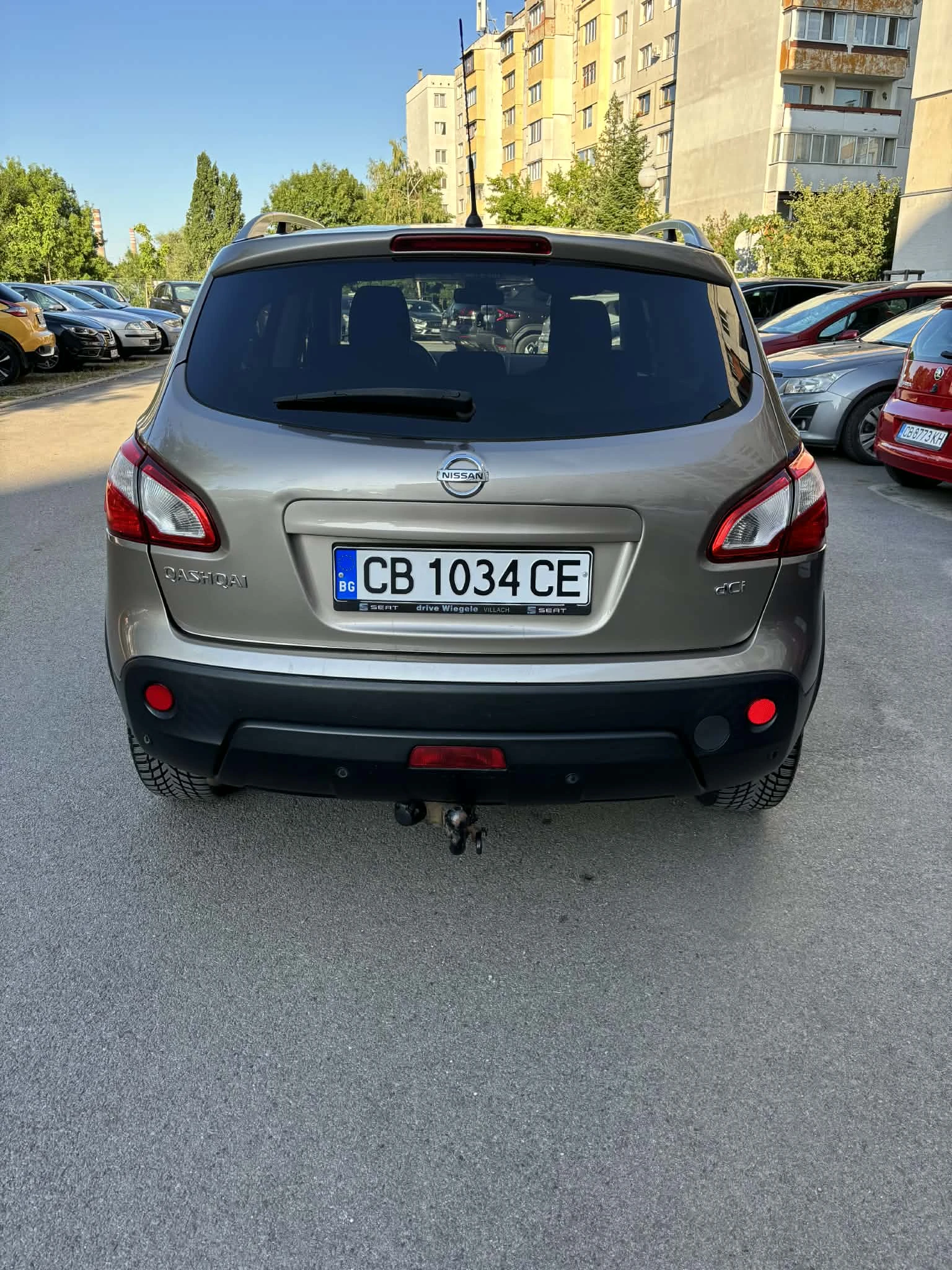 Nissan Qashqai, снимка 5 - Автомобили и джипове - 54009320