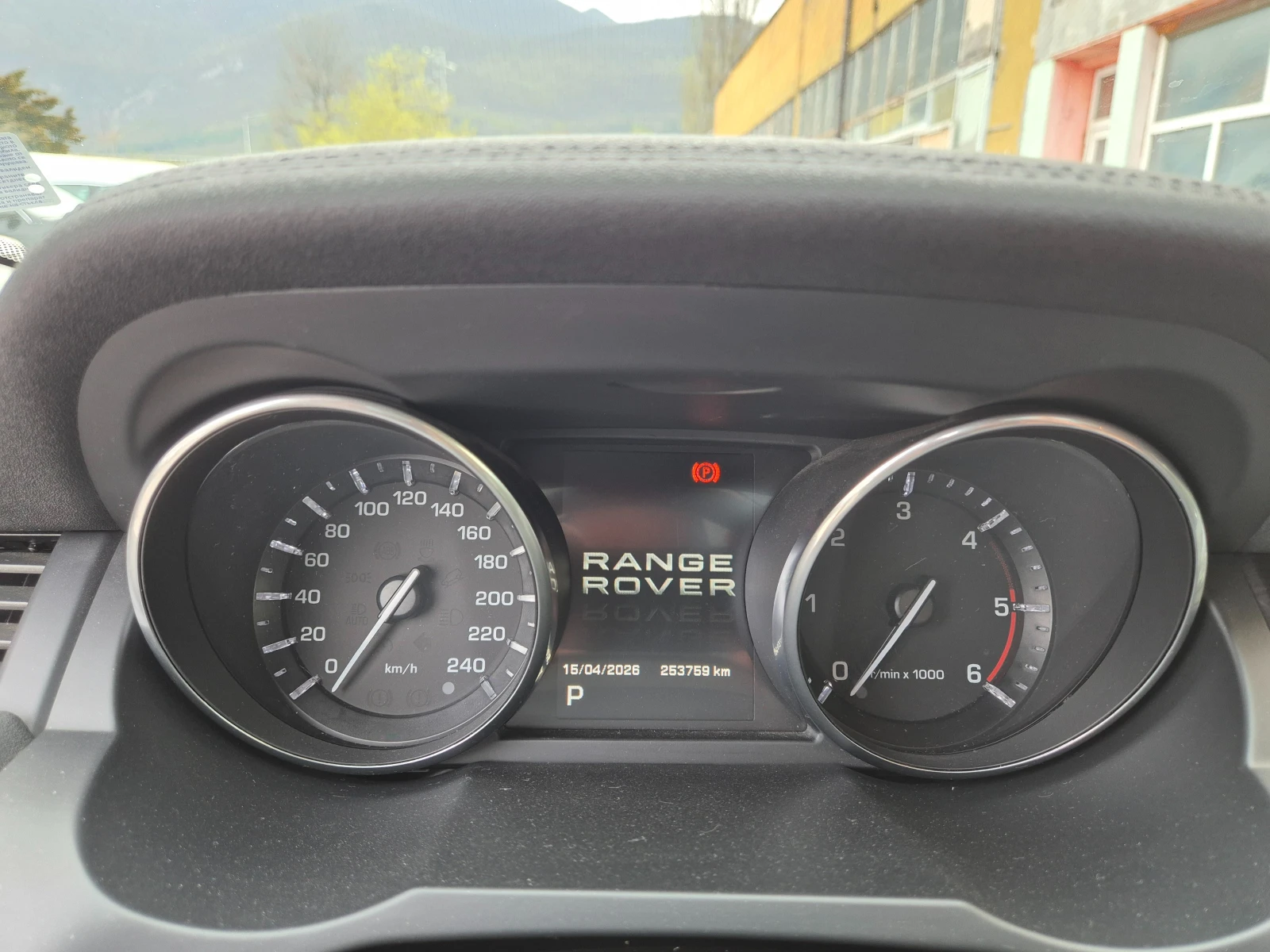 Land Rover Range Rover Evoque 2.2D 4X4 ПАНОРАМА УНИКАТ, снимка 15 - Автомобили и джипове - 54208417