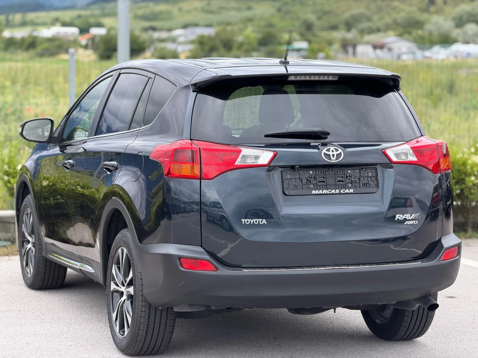 Toyota Rav4 2.0D4d* 4x4 * 80045КМ* ЛИЗИНГ * БЕЗ АНАЛОГ * , снимка 6 - Автомобили и джипове - 54879326
